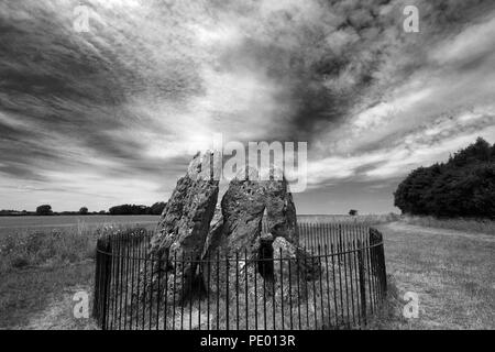 Le Whispering Knights, cercle de pierres de Rollright Stones, près de Chipping Norton, Oxfordshire, Angleterre. Banque D'Images