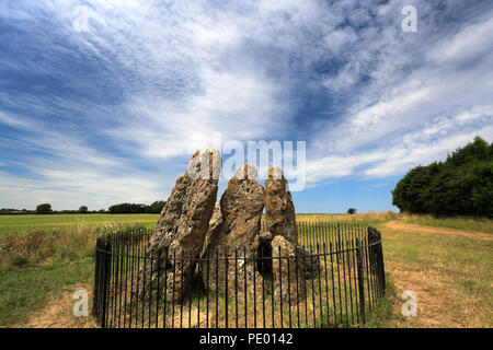 Le Whispering Knights, cercle de pierres de Rollright Stones, près de Chipping Norton, Oxfordshire, Angleterre. Banque D'Images