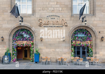 Façade de restaurant Reims directement en face de la gare de Waverley Banque D'Images