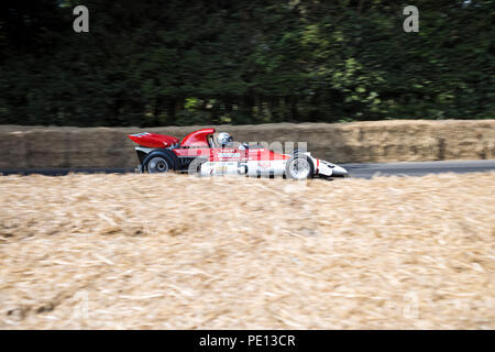 Une formule 1 accélère la course au Goodwood Festival of Speed 2018. Banque D'Images