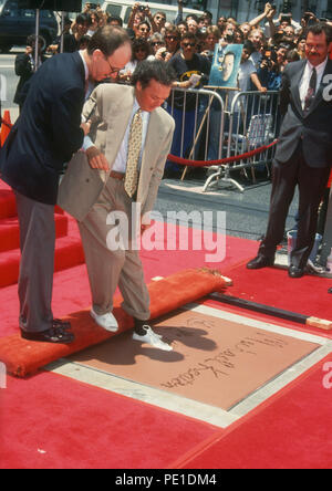 HOLLYWOOD, CA - 15 juin : l'acteur Michael Keaton assiste à 'Michael Keaton Main et Footprints' cérémonie le 15 juin 1992 au Mann Chinese Theatre à Hollywood, Californie. Photo de Barry King/Alamy Stock Photo Banque D'Images