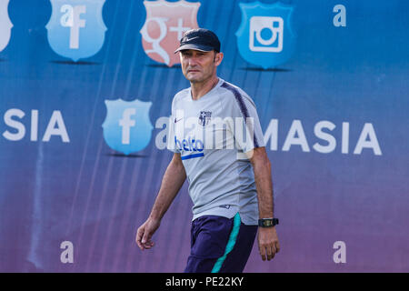 Ernesto Valverde de l'Espagne au cours de la session de formation du FC Barcelone avant que le jeu espagnol Supercopa contre FC Séville à Tanger. À Ciutat Esportiva Joan Gamper, Barcelone le 11 août de 2018. Août 11, 2018. Credit : AFP7/ZUMA/Alamy Fil Live News Banque D'Images