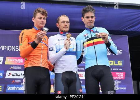 L'Écosse, au Royaume-Uni. 12 août 2018. Mathieu Van der Poel (Pays Bas), Matteo Trentin (Italie) et Wout van Aert (Belgique) dans le cadre de championnats européens de cyclisme sur route 2018 Glasgow, dans le centre-ville de Glasgow et les zones métropolitaines Grande-bretagne, Jour 11, le 12 août 2018 - Photo Laurent Lairys / DPPI Crédit : Laurent Locevaphotos Lairys/agence/Alamy Live News Banque D'Images