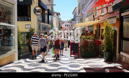 CASCAIS, PORTUGAL - 25 juin 2018 : dans la rue de Cascais, Portugal Banque D'Images