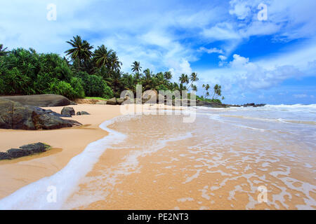 Plage tropicale de Sri-Lanka Banque D'Images