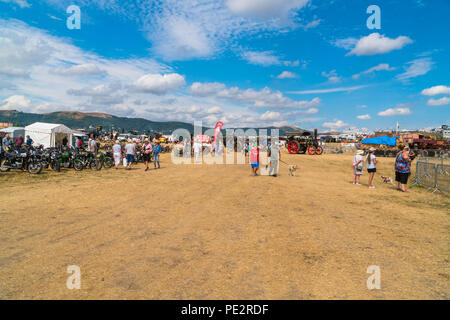 Les moteurs de traction et les gens de leur faciliter la tâche autour de vapeur Welland Worcestershire Rallye UK. Juillet 2018 Banque D'Images