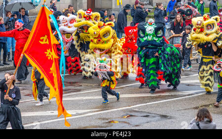 Dragons chinois, défilé de carnaval de Strasbourg, Alsace, France, Europe, Banque D'Images