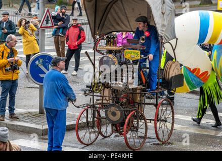 1891, l'aérophone dynamogenic mobile machine musicale, défilé de carnaval de Strasbourg, Alsace, France, Europe, Banque D'Images