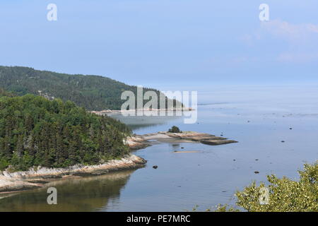 Fleuve Saint-Laurent vu de Tadoussac, Québec, Canada Banque D'Images