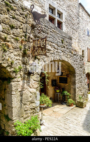 La Couvertoirade cité médiévale fortifiée en Aveyron, France Banque D'Images