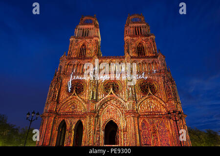 Spectacle à la cathédrale d'Orléans, Center-Val de Loire, France Banque D'Images