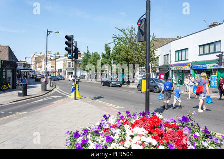 Woodgrange Road, Forest Gate, London, Greater London, Angleterre, Royaume-Uni Banque D'Images