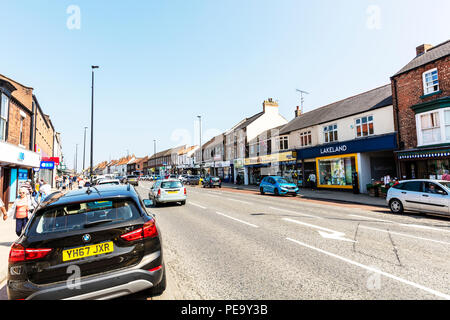 Le centre-ville de Northallerton Northallerton, centre ville Yorkshire UK, Thirsk high street Yorkshire, Thirsk road, route du Yorkshire Banque D'Images