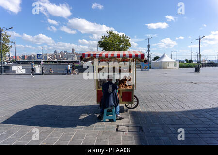 Le bagel vendeur à Istanbul Banque D'Images