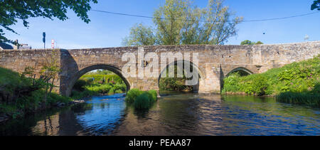 Dairsie Bridge est un 16e siècle pont de pierre près de Kemback Fife en Écosse. Banque D'Images