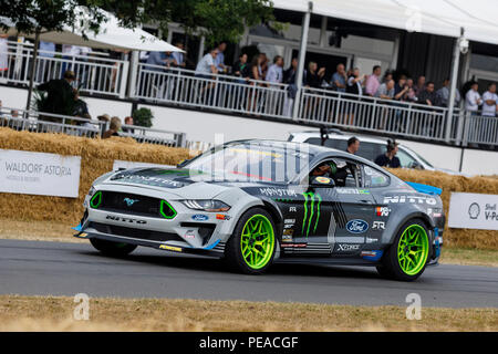 2018 Ford Mustang Drift RTR voiture avec chauffeur Vaughn Gittin Jr au Goodwood Festival of Speed 2018, Sussex, UK. Banque D'Images