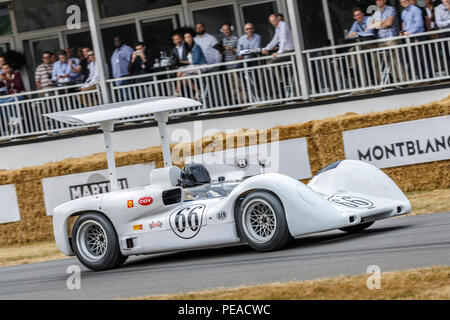 1966 Chaparral-Chevrolet 2E Can-Am avec chauffeur Kai Anderson au Goodwood Festival of Speed 2018, Sussex, UK. Banque D'Images