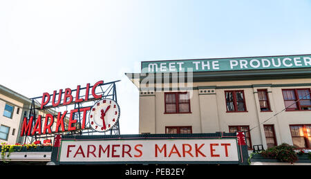 Pike Place du marché de signer à Seattle, Washington Banque D'Images