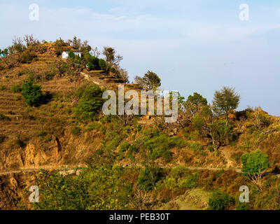 Tulla Kote Village sur la zone des Tallas Kumaon, collines, Uttarakhand, Inde Banque D'Images