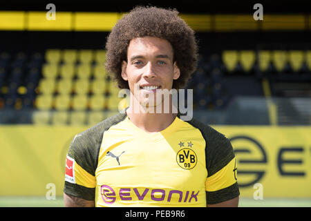 Dortmund, Allemagne. 10 août, 2018. Axel WITSEL (NE), portrait de mi-longueur, football 1. Bundesliga, le Borussia Dortmund (NE), appuyez sur date 10.08.2018 à Dortmund/Allemagne. ¬ | Conditions de crédit dans le monde entier : dpa/Alamy Live News Banque D'Images