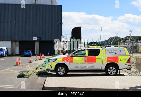 Un véhicule de la Garde côtière irlandaise garé en Irlande Dublin Howth, avec l'avis d'avertissement "pas de gilet,aucune excuse'. Banque D'Images