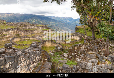 Kuelap forteresse dans la région de l'amazone près de la ville de Chachapoyas. Banque D'Images