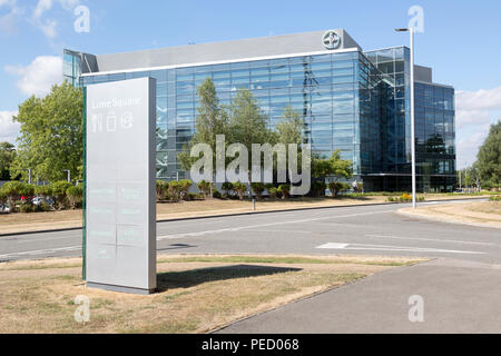 Siège de l'entreprise pharmaceutique Bayer plc building, Green Park Business Park, Reading, Berkshire, England, UK Banque D'Images