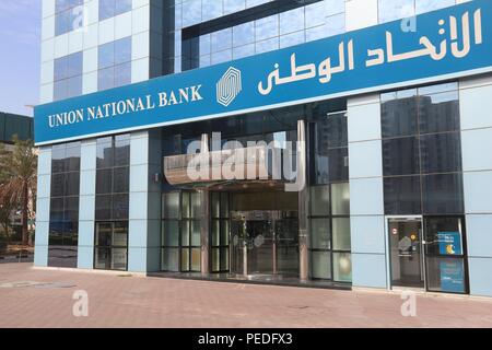 Dubaï, Émirats arabes unis - 22 NOVEMBRE 2017 : Union National Bank à Dubaï, Émirats arabes unis. L'Emirati bank est basé à Abu Dhabi et a plus de 50 endroits dans l'AU Banque D'Images