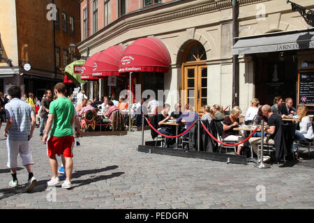 STOCKHOLM - 1 juin : Jarntorget vue sur place le 1 juin 2010 à Stockholm, Suède. Sundbergs à confiserie Jarntorget est célèbre comme la plus ancienne confect Banque D'Images