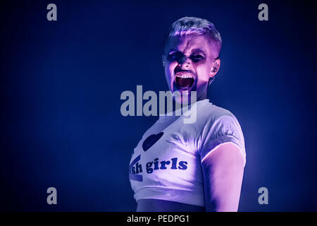 Norvège, Oslo - Août 09, 2018. Le chanteur et compositeur suédois Fever Ray effectue un concert live au cours de la fête de la musique 2018 Øyafestivalen norvégien à Oslo. (Photo crédit : Gonzales Photo - Terje Dokken). Banque D'Images