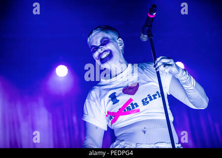 Norvège, Oslo - Août 09, 2018. Le chanteur et compositeur suédois Fever Ray effectue un concert live au cours de la fête de la musique 2018 Øyafestivalen norvégien à Oslo. (Photo crédit : Gonzales Photo - Terje Dokken). Banque D'Images