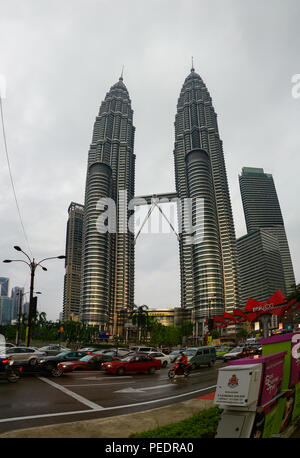 Les Tours Petronas à Kuala Lumpur, Malaisie. Photos prises le 27 octobre 2017 à Kuala Lumpur, Malaisie. Banque D'Images