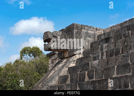 Des ruines, des temples et de la pyramide de Chichen Itza, dans le Yucatan, Mexique Banque D'Images