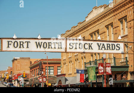 Grand panneau sur la rue principale au Fort Worth Stockyards Banque D'Images