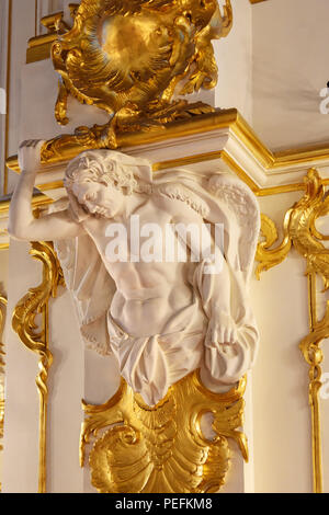 Saint Petersburg, Russie - 3 janvier 2018 : La Jordanie escalier dans le Palais d'hiver, Musée de l'Ermitage Banque D'Images