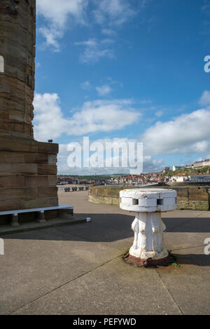 West Pier, Whitby, North Yorkshire, Angleterre. Banque D'Images