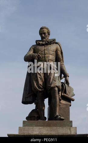 Statue de Simon Stevin Simon Stevin dans square à Bruges Banque D'Images