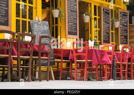 De l'extérieur restaurant Le Petit Nice sur la rue du Pot de fer dans le 5ème arrondissement de Paris, France. Banque D'Images