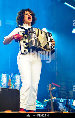 Berlin, Deutschland. Août 13, 2018. Régine Chassagne live au Festival de Musique de la Citadelle sur la citadelle de Spandau. Berlin, 13.08.2018 | Conditions de crédit dans le monde entier : dpa/Alamy Live News Banque D'Images