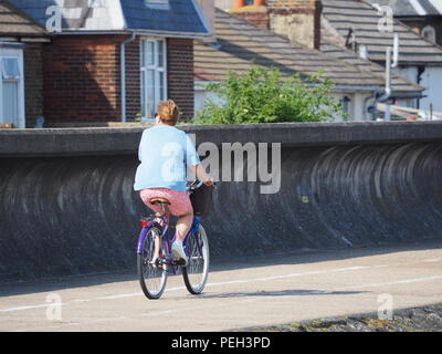 Sheerness, Kent, UK. Août 15, 2018. Royaume-uni : un temps ensoleillé et chaud matin de Sheerness, Kent. Credit : James Bell/Alamy Live News Banque D'Images