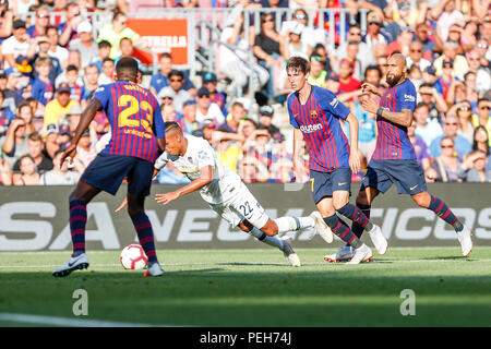 Le milieu de terrain du FC Barcelone Arturo Vidal (22) pendant le match entre le FC Barcelone et CA Boca Juniors correspondant à Joan Gamper Trophy, joué au Camp Nou le 15 août 2018 à Barcelone, Espagne. (Photo : UrbanandSport / Cordon Presse) Banque D'Images