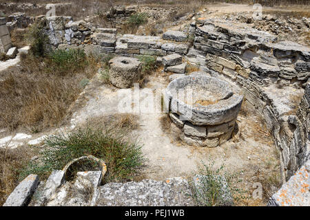 Presse d'olive dans les vestiges romains à Salamine près de Famagouste (Gazimagusa), République turque de Chypre du Nord Banque D'Images
