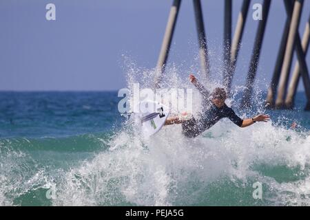 Colapinto Griffin en compétition dans l'US Open de surf 2018 Banque D'Images