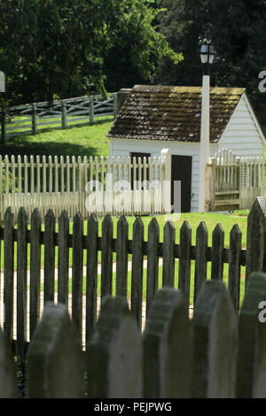 Ancienne maison à Colonial Williamsburg, Virginie, États-Unis Banque D'Images