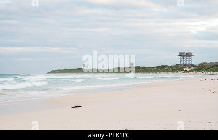 Dunes de sable et la plage près de Lancelin, Perth, Australie occidentale, WA Banque D'Images