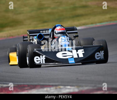 Mark Charteris, mars 742, Derek Bell, Trophée Formule 5000, Formule 2, Formule 3, Formule Atlantique, Formula Ford 2000, légendes de Brands Hatch SuperPr Banque D'Images