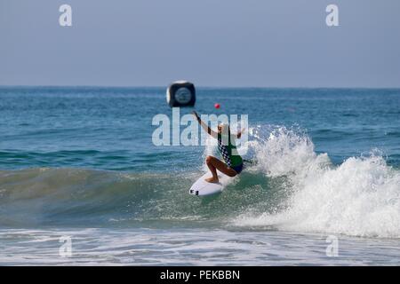 Kayla Coscino concurrentes dans l'US Open de surf 2018 Banque D'Images