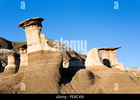 Hoodoo rock formation in East Coulee, près de Drumheller, en Alberta, Canada. Banque D'Images