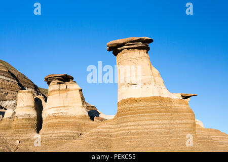 Hoodoo rock formation in East Coulee, près de Drumheller, en Alberta, Canada. Banque D'Images