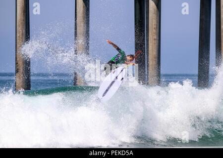 Jack qui se font concurrence sur les Boyes US Open de surf 2018 Banque D'Images